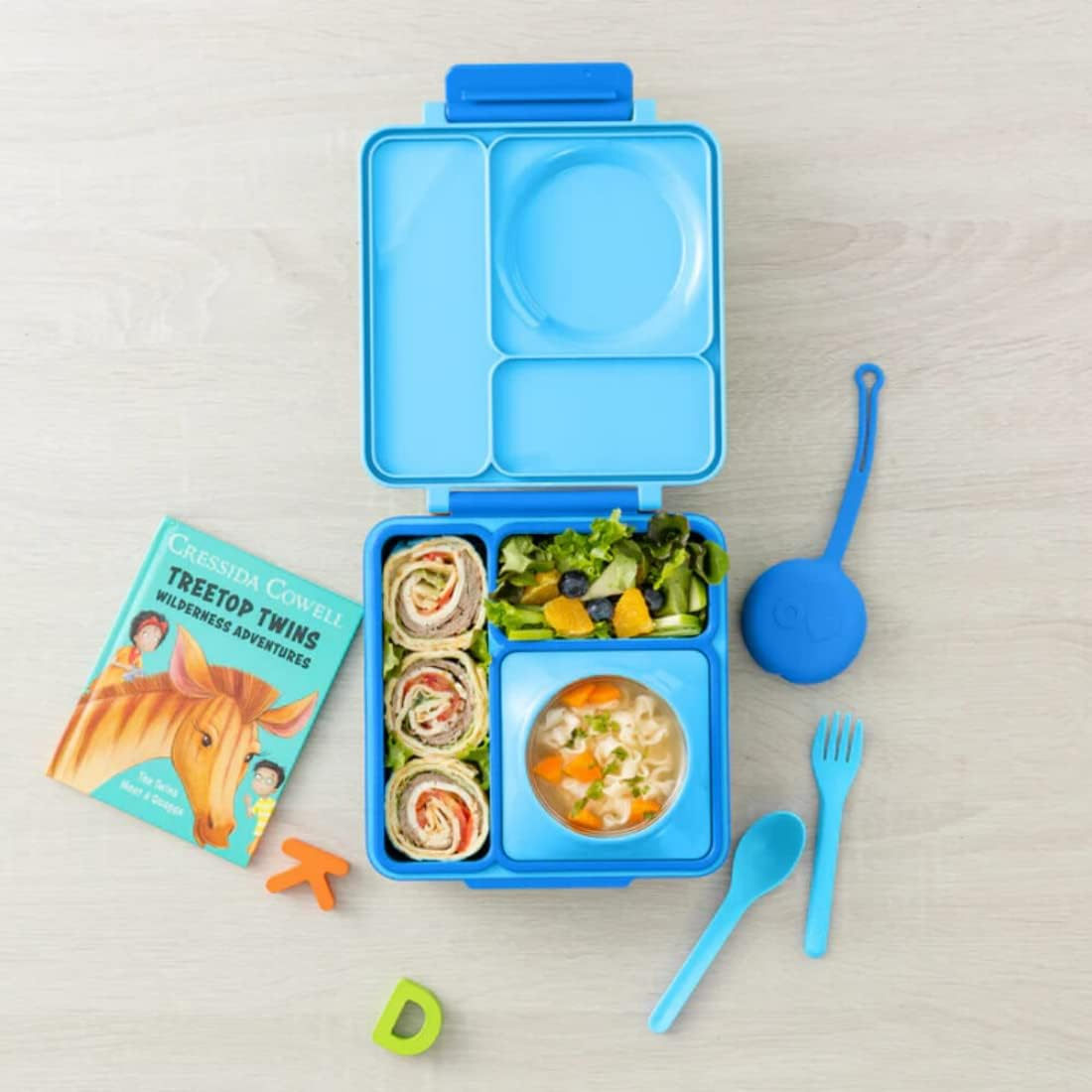 Omie OmieBox Kids Insulated Leakproof Bento Lunch Box with Food Jar (Blue Sky)
